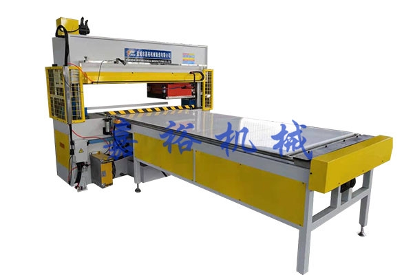 七台河全自动平板送料移动式裁断机